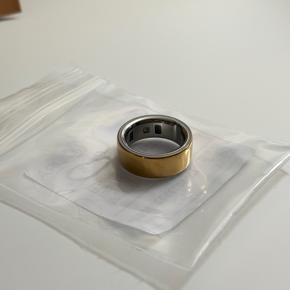 Oura Ring Gen 4 Size 7, Refurbed from Oura